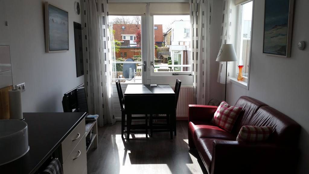 Homestay Bij Aelita Den Burg Ngoại thất bức ảnh